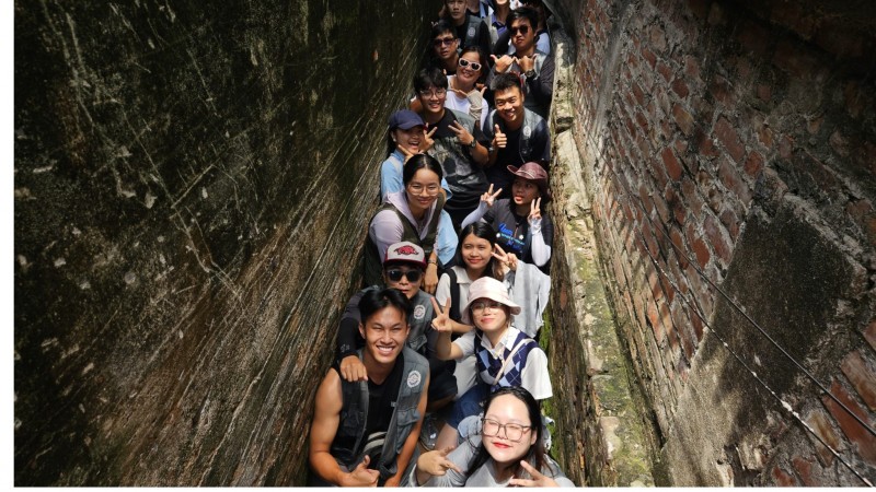 Bat Trang by Jeep: Countryside & Pottery Adventure Half Day — 5