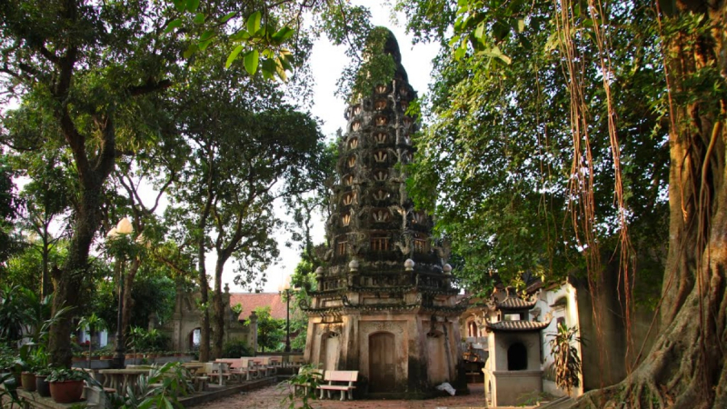 Duong Lam Ancient Village Full Day — 4