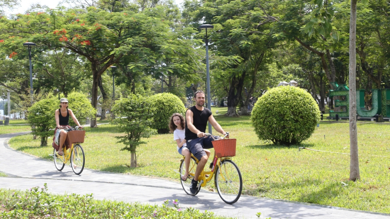 Hue City Tour - Cycling to Thanh Toan Bridge — 5