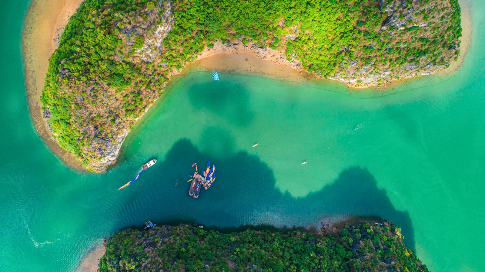 Luxury Halong Heritage Line Cruise