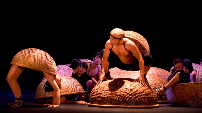 Must See Cultural A O Show Saigon Ticket — 4